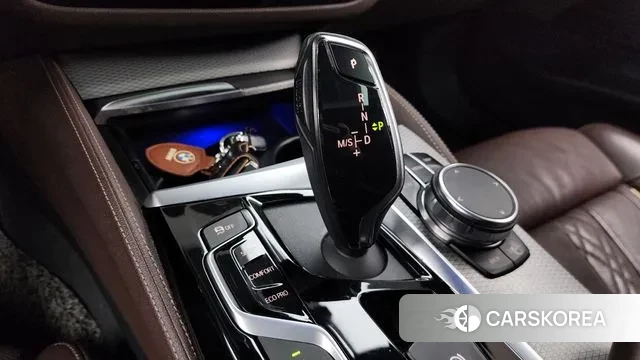 BMW 5 Series (G30) id 3484676 из Кореи 19