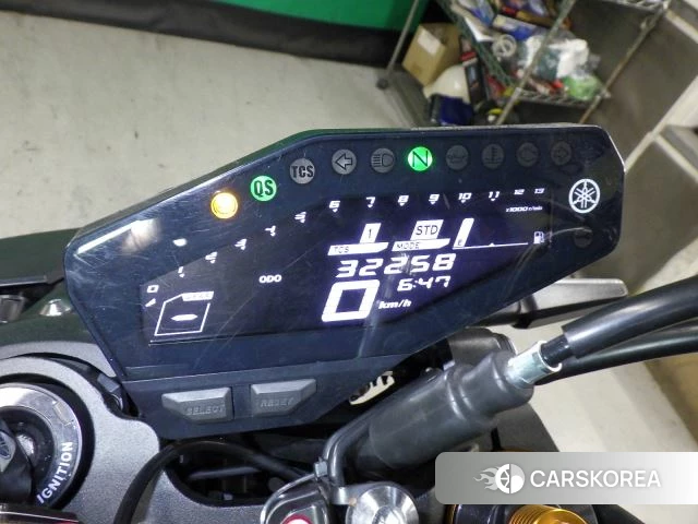 Yamaha MT-09 SP id 3945815 из Японии 33
