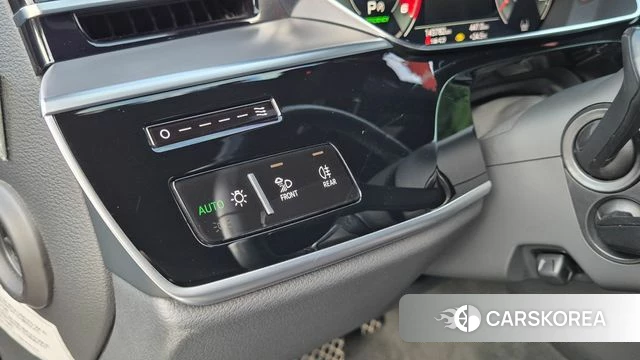 Audi A8 (D5) id 4419690 из Кореи 18