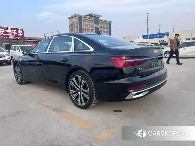 Audi A6L id 4301598 из Китая 9