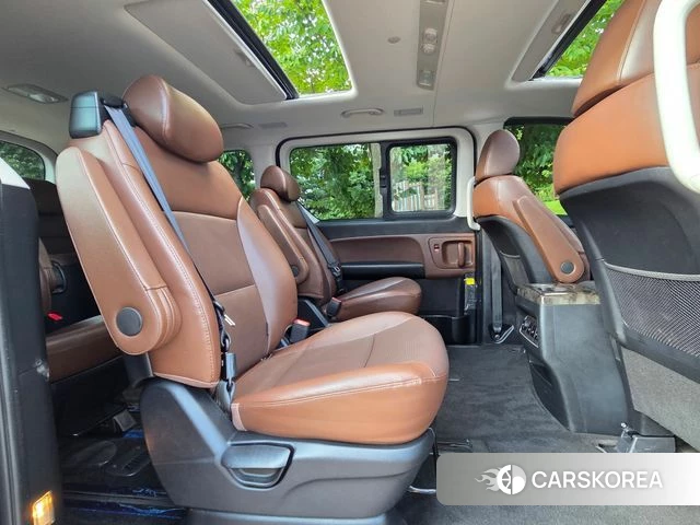 Hyundai The New Grand Starex id 4647379 из Кореи 19