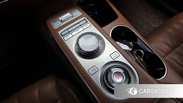 Genesis GV70 id 3503676 из Кореи 19