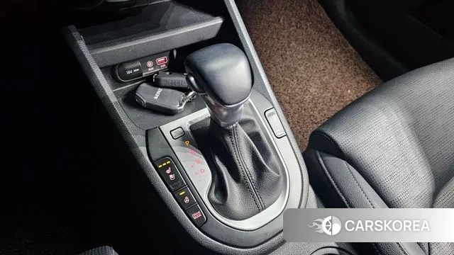 Kia Come New K3 id 3563088 из Кореи 19