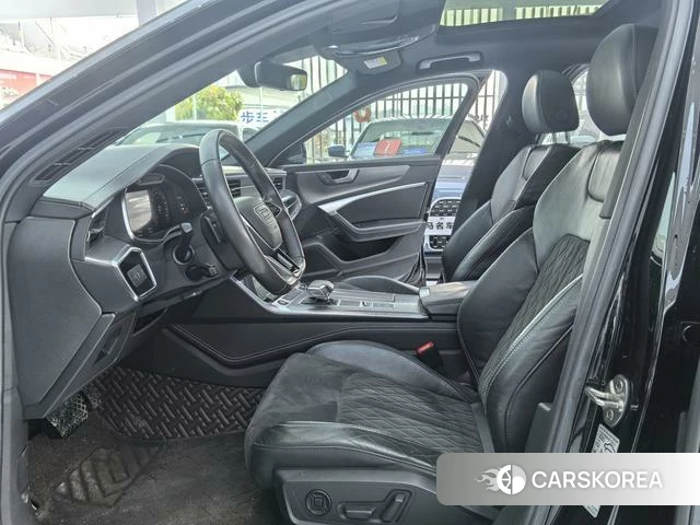 Audi A6L id 4258923 из Китая 13