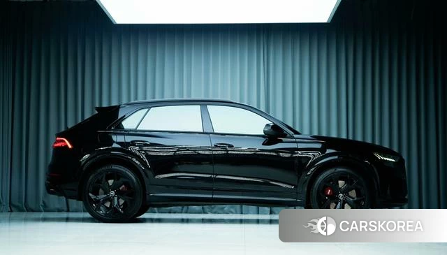 Audi RS Q8 id 4353159 из Китая 14