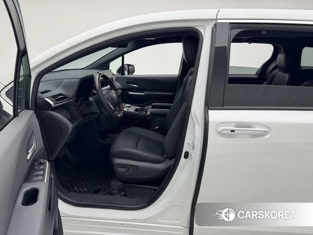 Toyota Saina id 4236631 из Китая 27