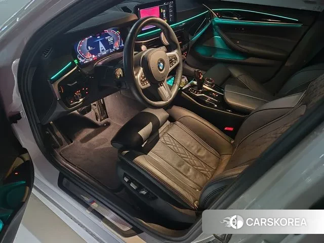 BMW 5 Series (G30) id 3615121 из Кореи 12