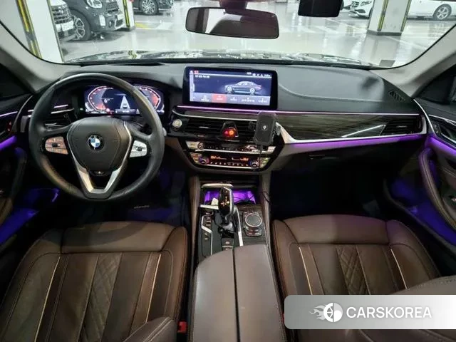 BMW 5 Series (G30) id 3257000 из Кореи 19