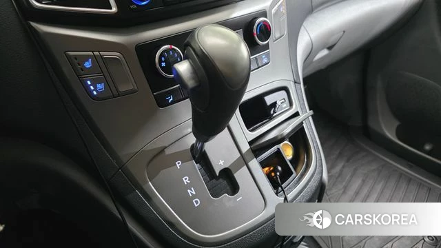Hyundai The New Grand Starex id 4530281 из Кореи 19