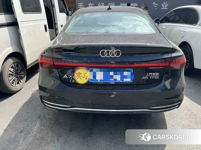 Audi A7L id 4368167 из Китая 11