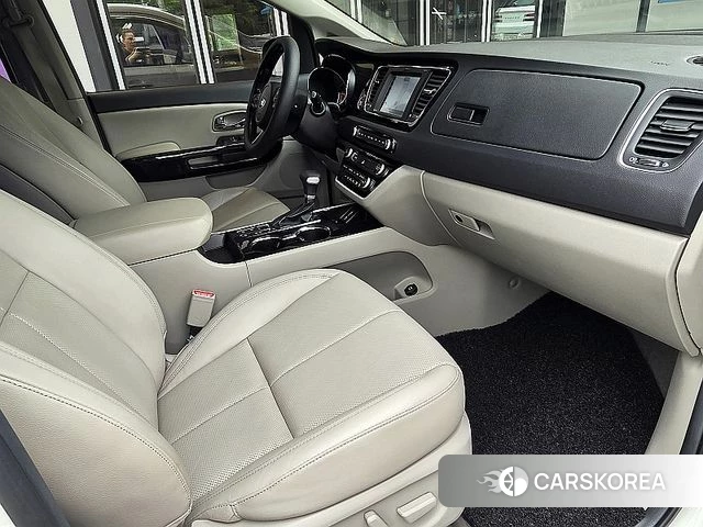 Kia The New Carnival id 4411235 из Кореи 19