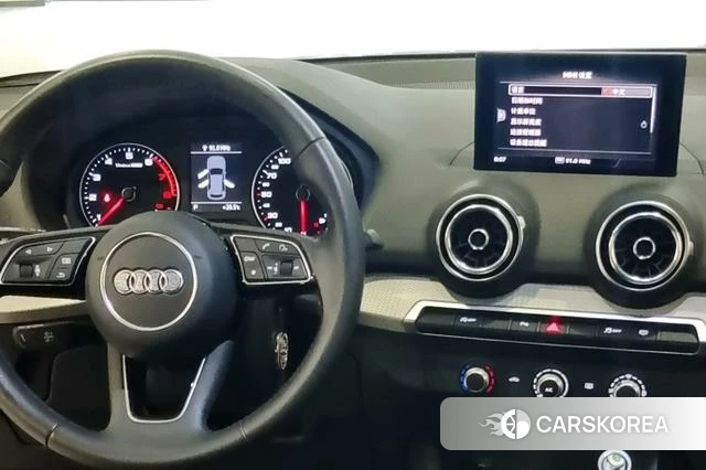 Audi Q2L id 3939480 из Китая 16