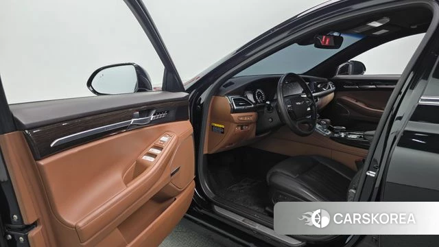 Genesis G90 id 3904456 из Кореи 19