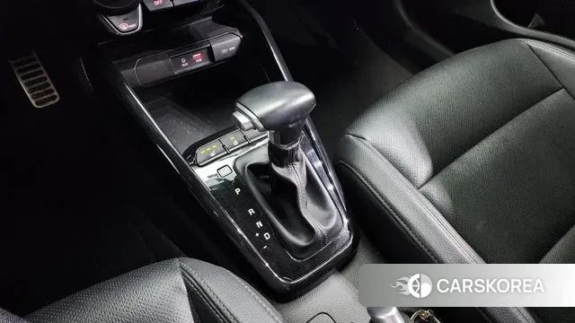 Kia Stonic id 3403169 из Кореи 19