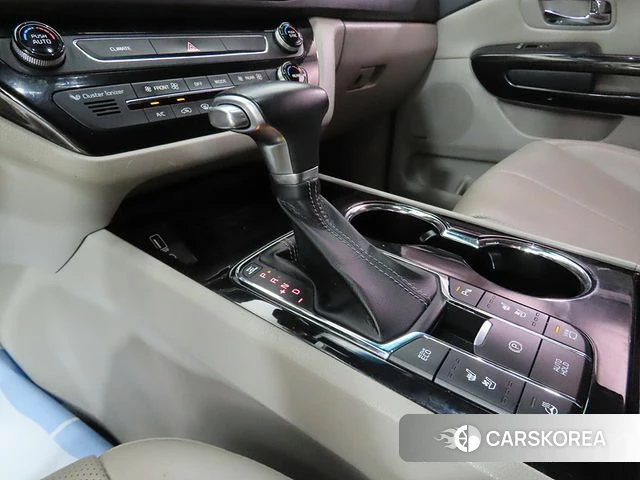 Kia The New Carnival id 4406382 из Кореи 19