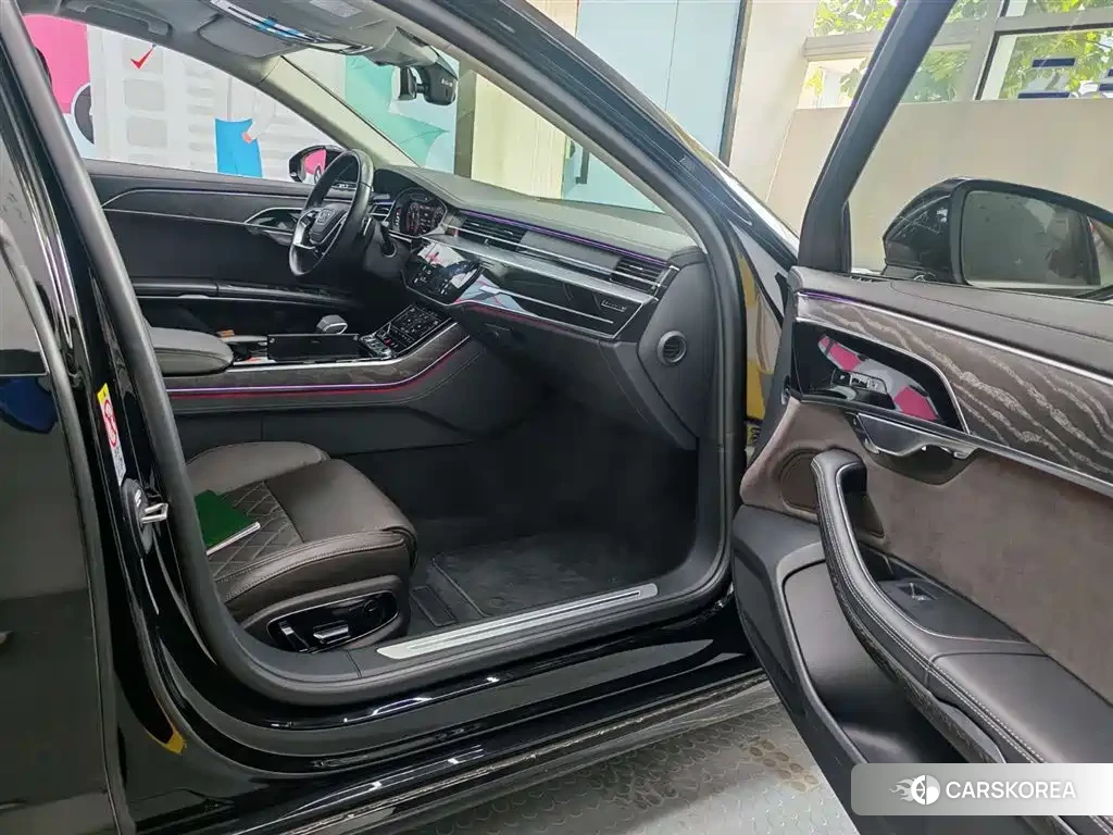 Audi A8 id 4546063 из Китая 13
