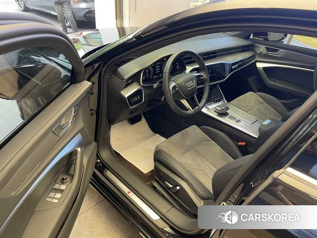 Audi A6L id 4335698 из Китая 15