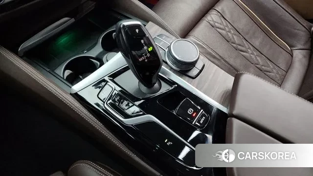 BMW 5 Series (G30) id 3601441 из Кореи 19