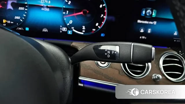 Mercedes-Benz E-Class W213 id 3054277 из Кореи 19