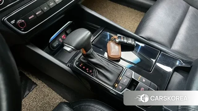 Kia Come New K7 id 3474628 из Кореи 19