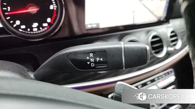 Mercedes-Benz E-Class W213 id 3357269 из Кореи 19