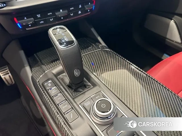 Maserati Levante id 3706834 из Кореи 16