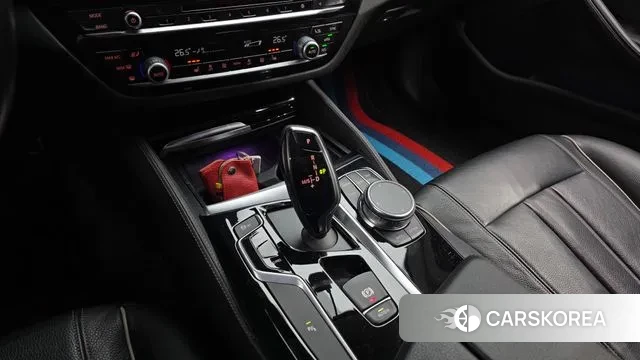 BMW 5 Series (G30) id 3480088 из Кореи 19