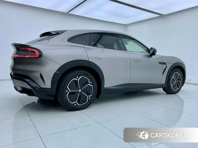 Xiaomi Car Xiaomi YU7 id 3919469 из Китая 28