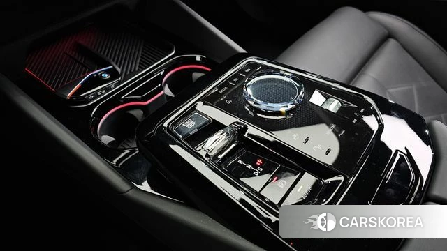 BMW 5 Series (G60) id 4499959 из Кореи 34