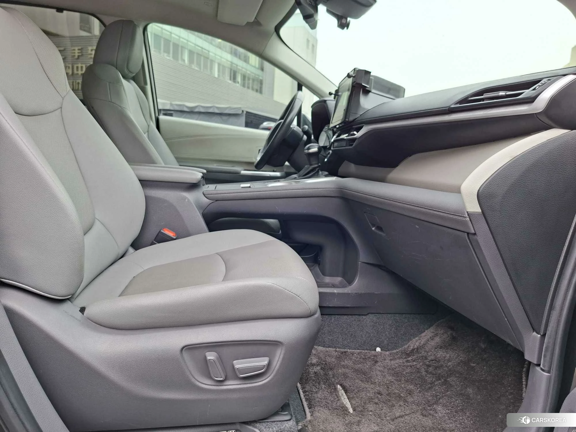 Toyota Saina id 4504928 из Китая 24