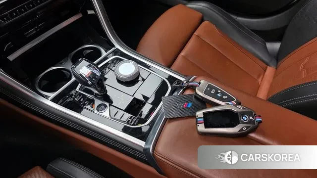 BMW 8 Series (G15) id 3639608 из Кореи 19