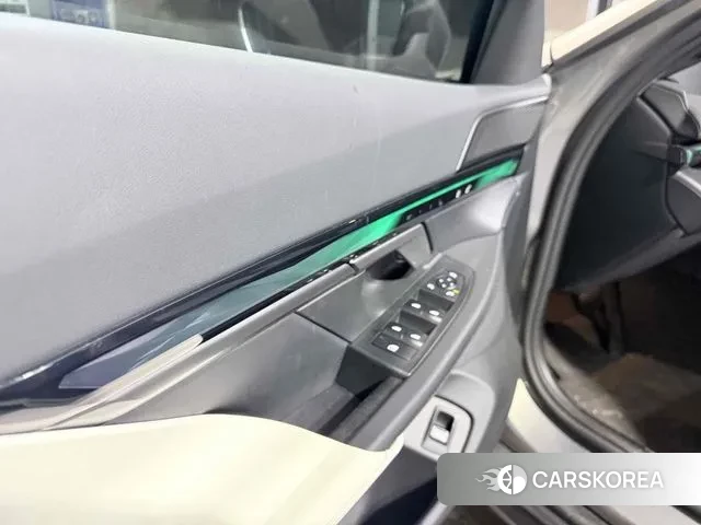 BMW 5 Series (G60) id 3674605 из Кореи 9