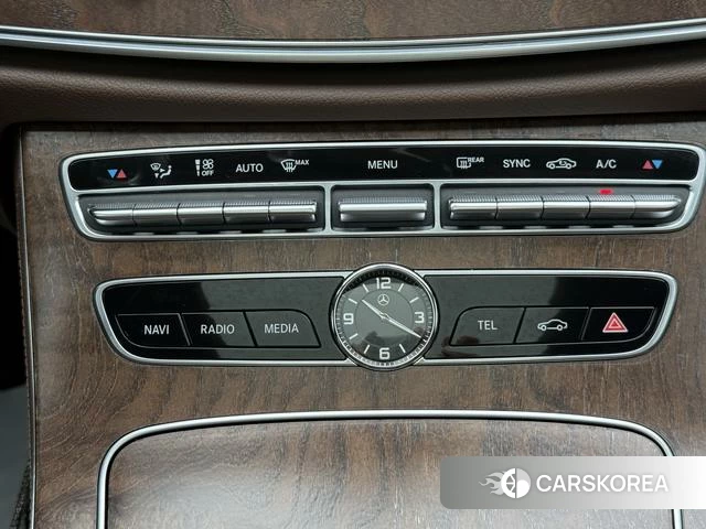 Mercedes-Benz E-class id 4216274 из Китая 28