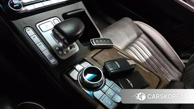 Genesis G90 id 3439709 из Кореи 19