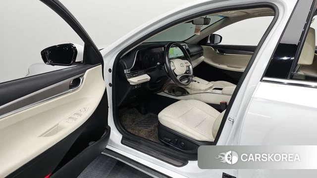 Hyundai The New Grandeur IG Hybrid id 4736387 из Кореи 29