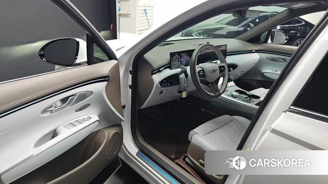 Genesis GV70 id 4777985 из Кореи 31