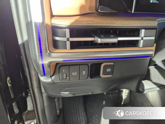 Hyundai Santa Fe (MX5) id 3824827 из Кореи 9