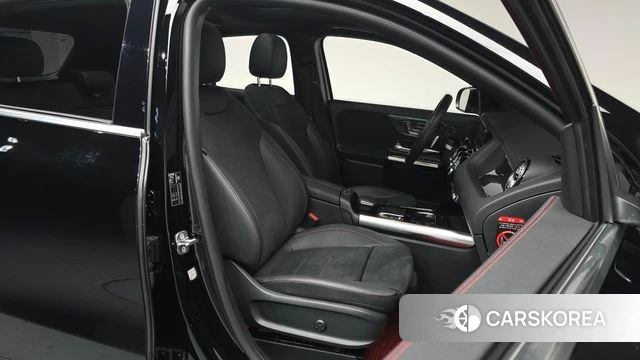 Mercedes-Benz GLA - Class H247 id 3811443 из Кореи 19