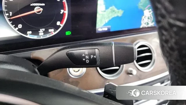 Mercedes-Benz E-Class W213 id 3469990 из Кореи 19