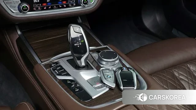 BMW 7 Series (G11) id 3439287 из Кореи 19