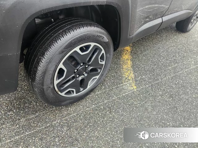 Jeep Renegade id 3917209 из Кореи 16