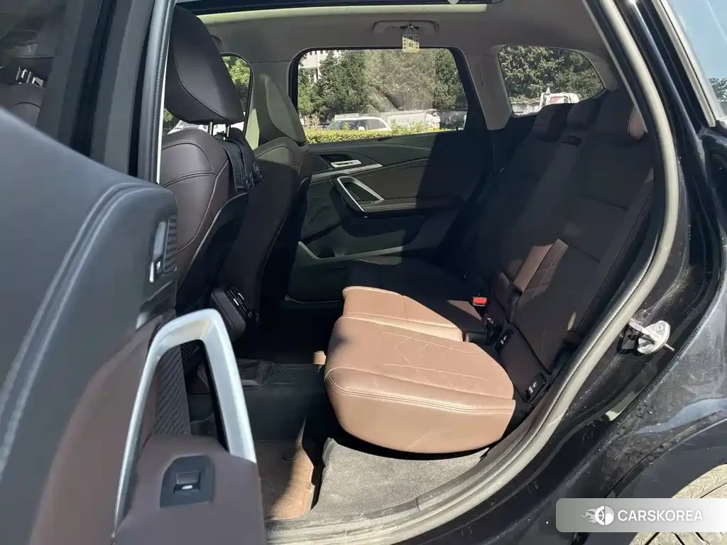 BMW X1 id 4553983 из Китая 14
