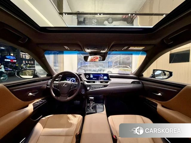 Lexus ES id 4260152 из Китая 18