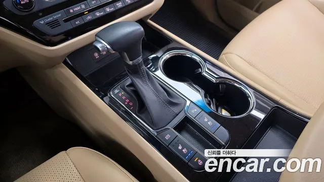 Kia The New Carnival id 2713233 из Кореи 19