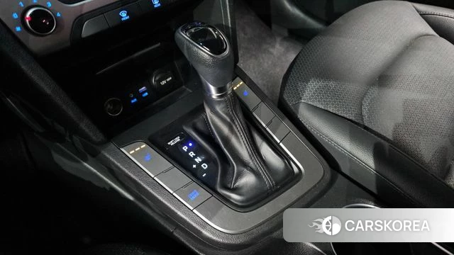 Hyundai Avante AD id 3894329 из Кореи 19