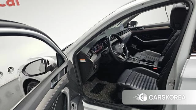 Volkswagen Passat GT (B8) id 4697169 из Кореи 39
