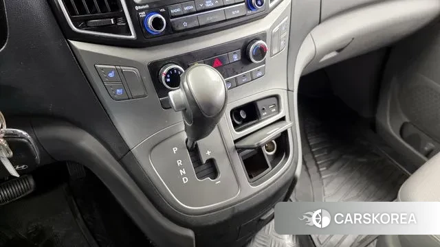 Hyundai The New Grand Starex id 3651888 из Кореи 19