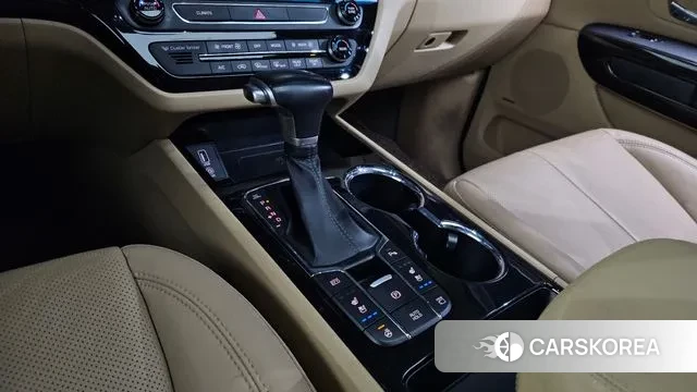 Kia The New Carnival id 3616771 из Кореи 19