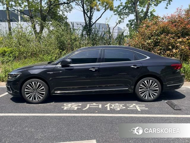 Volkswagen Passat id 4211055 из Китая 13