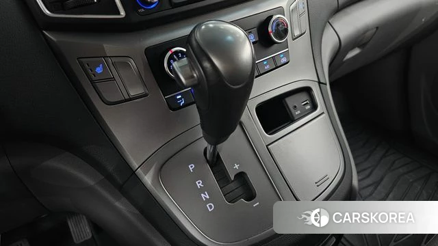 Hyundai The New Grand Starex id 4894745 из Кореи 29